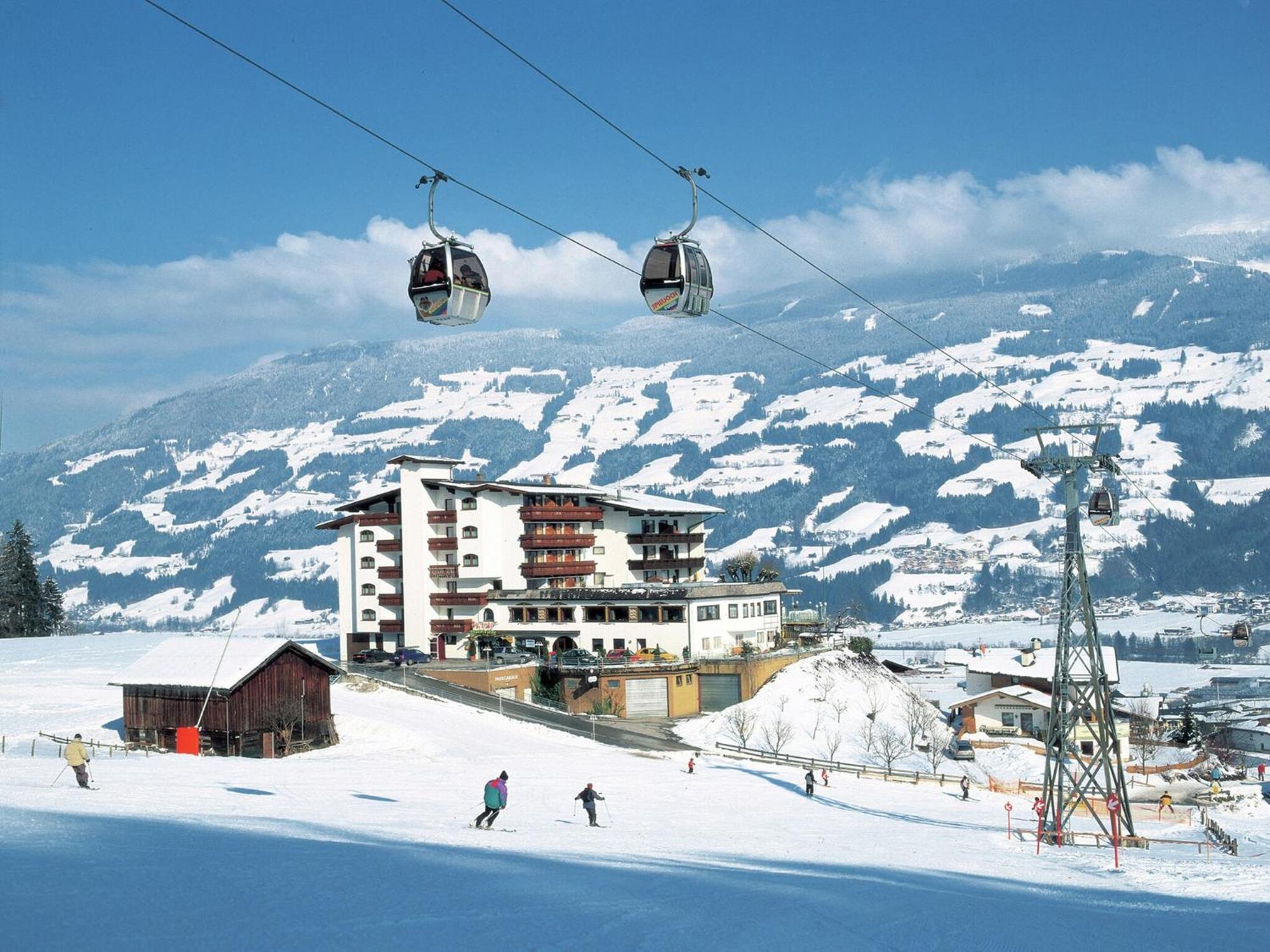 Attractive Holiday Home In Kaltenbach On The Ski Slope Stumm Exterior foto
